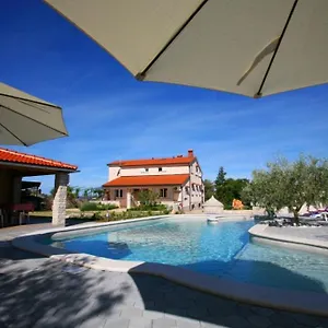 Oliva Apartmán Peroj